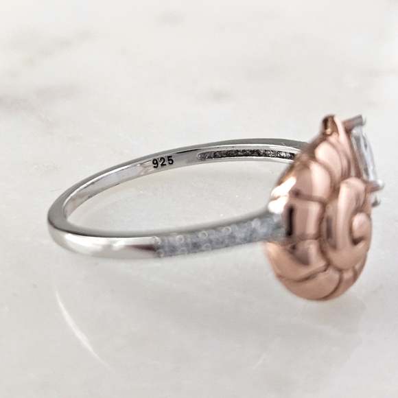 Disney Villians Ursula Conch Seashell ring, 925 Sterling Silver Charmed Aroma - Picture 6 of 7